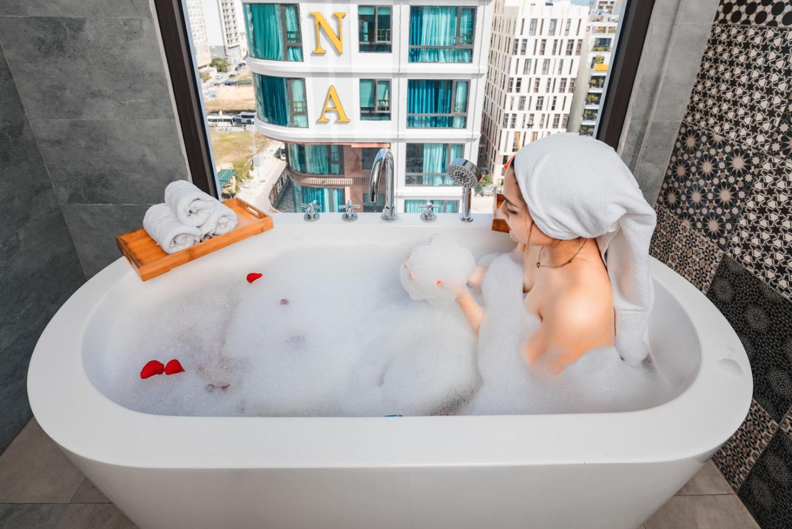 Minh Chau Premium Hotel Danang 외부 사진